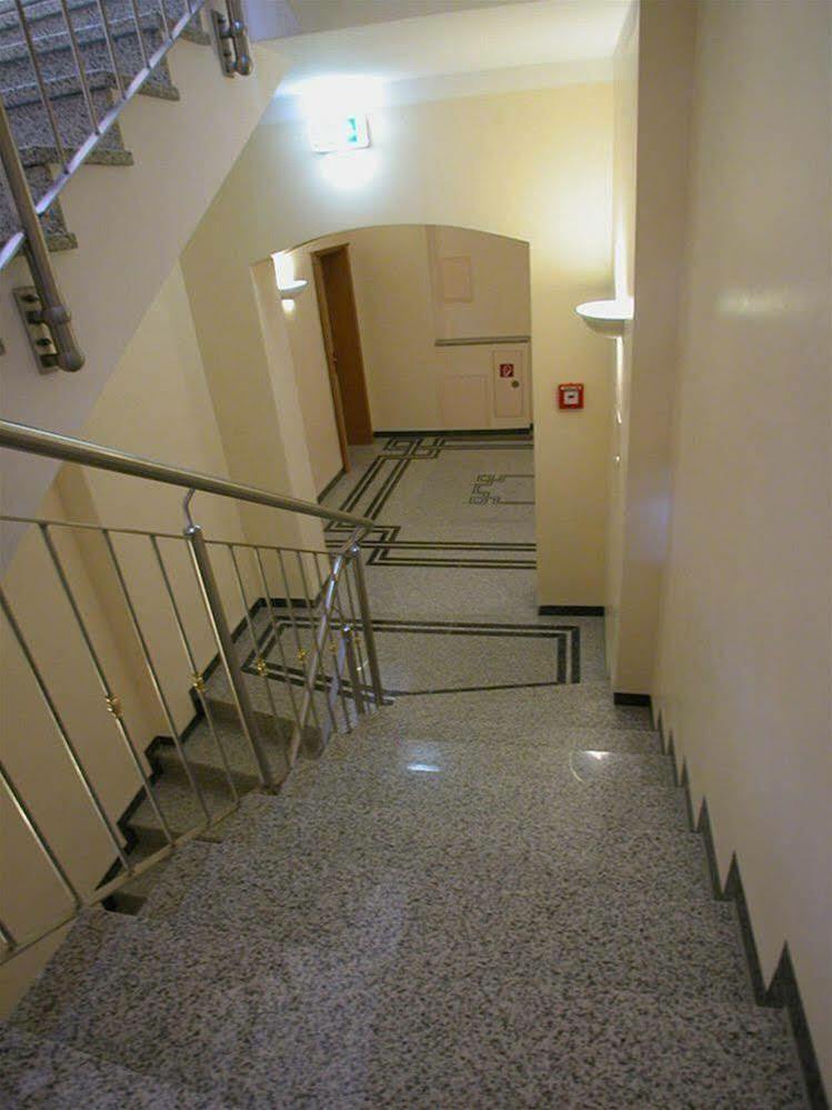 Hotel Atlas Μόναχο Εξωτερικό φωτογραφία